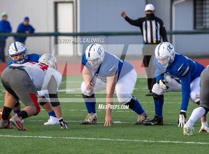 Thumbnail 1 in Riverside @ Eatonville (WIAA 1A Quarter Final) photogallery.