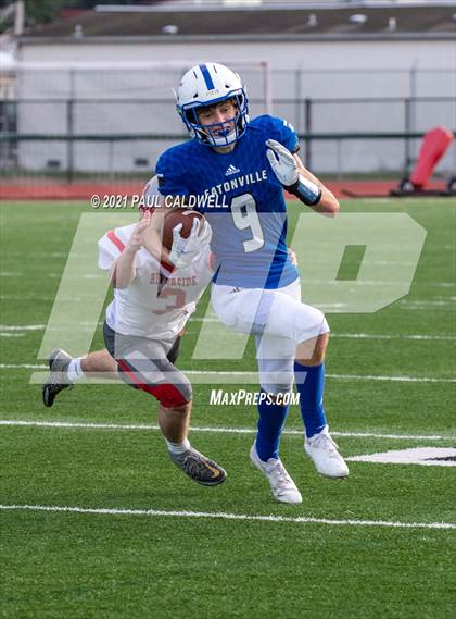 Thumbnail 1 in Riverside @ Eatonville (WIAA 1A Quarter Final) photogallery.