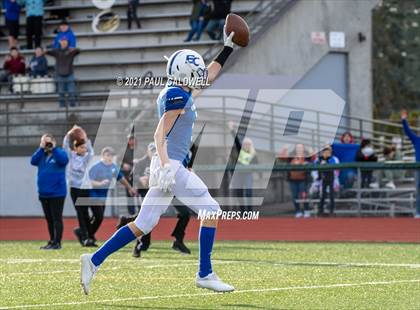 Thumbnail 2 in Riverside @ Eatonville (WIAA 1A Quarter Final) photogallery.