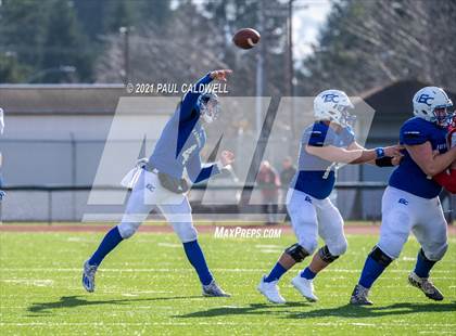 Thumbnail 3 in Riverside @ Eatonville (WIAA 1A Quarter Final) photogallery.
