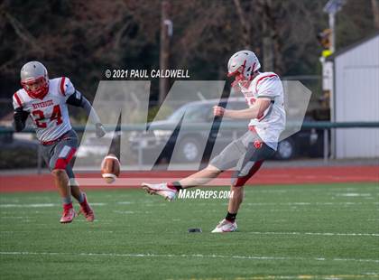 Thumbnail 3 in Riverside @ Eatonville (WIAA 1A Quarter Final) photogallery.