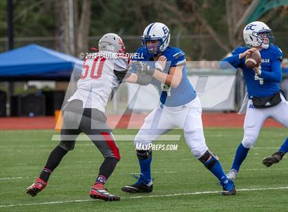Thumbnail 2 in Riverside @ Eatonville (WIAA 1A Quarter Final) photogallery.