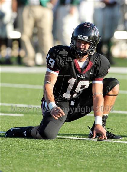 Thumbnail 1 in Hightower vs. Pearland (Texas 5A D1 Quarterfinal) photogallery.