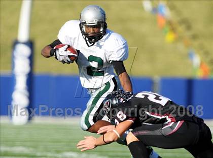 Thumbnail 3 in Hightower vs. Pearland (Texas 5A D1 Quarterfinal) photogallery.