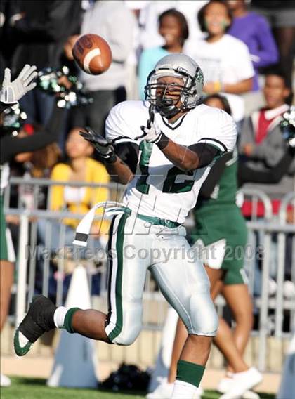 Thumbnail 3 in Hightower vs. Pearland (Texas 5A D1 Quarterfinal) photogallery.