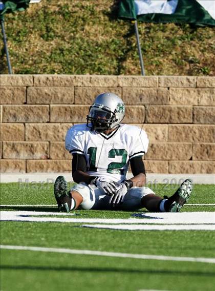 Thumbnail 1 in Hightower vs. Pearland (Texas 5A D1 Quarterfinal) photogallery.