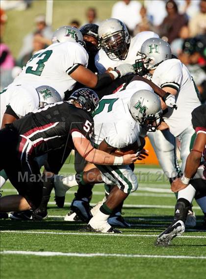 Thumbnail 3 in Hightower vs. Pearland (Texas 5A D1 Quarterfinal) photogallery.