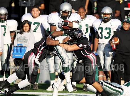 Thumbnail 3 in Hightower vs. Pearland (Texas 5A D1 Quarterfinal) photogallery.