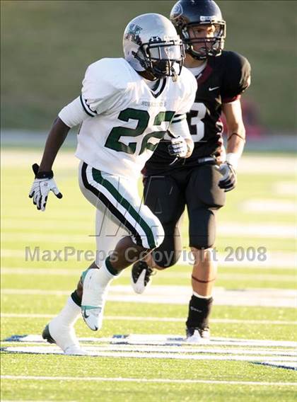 Thumbnail 2 in Hightower vs. Pearland (Texas 5A D1 Quarterfinal) photogallery.