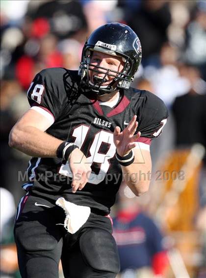 Thumbnail 2 in Hightower vs. Pearland (Texas 5A D1 Quarterfinal) photogallery.