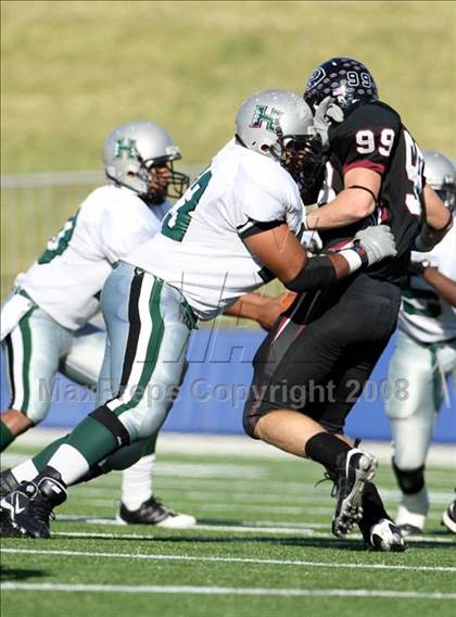 Thumbnail 3 in Hightower vs. Pearland (Texas 5A D1 Quarterfinal) photogallery.