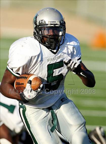 Thumbnail 2 in Hightower vs. Pearland (Texas 5A D1 Quarterfinal) photogallery.