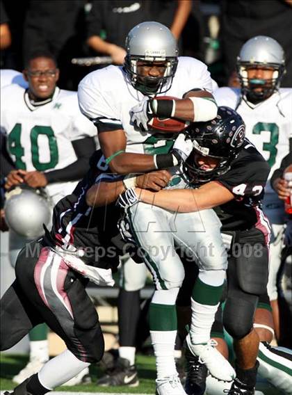 Thumbnail 1 in Hightower vs. Pearland (Texas 5A D1 Quarterfinal) photogallery.