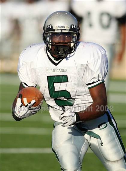 Thumbnail 1 in Hightower vs. Pearland (Texas 5A D1 Quarterfinal) photogallery.