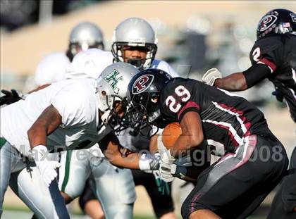Thumbnail 3 in Hightower vs. Pearland (Texas 5A D1 Quarterfinal) photogallery.
