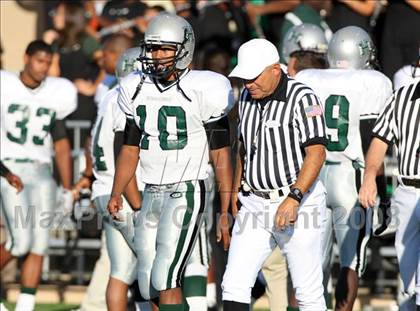 Thumbnail 3 in Hightower vs. Pearland (Texas 5A D1 Quarterfinal) photogallery.