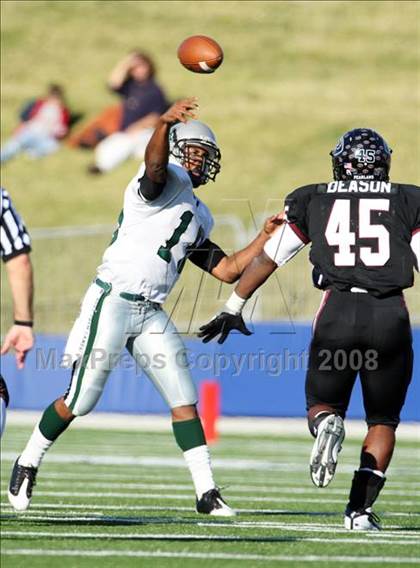 Thumbnail 2 in Hightower vs. Pearland (Texas 5A D1 Quarterfinal) photogallery.