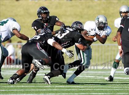 Thumbnail 1 in Hightower vs. Pearland (Texas 5A D1 Quarterfinal) photogallery.