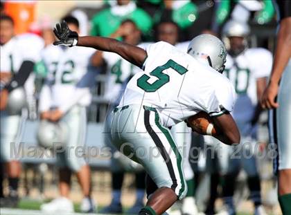 Thumbnail 2 in Hightower vs. Pearland (Texas 5A D1 Quarterfinal) photogallery.