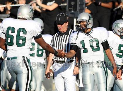 Thumbnail 2 in Hightower vs. Pearland (Texas 5A D1 Quarterfinal) photogallery.