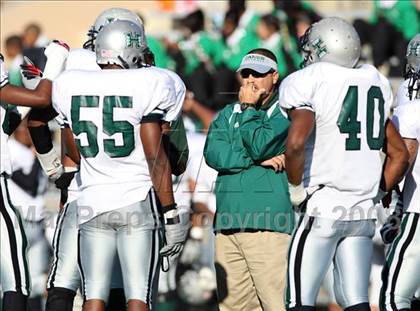 Thumbnail 3 in Hightower vs. Pearland (Texas 5A D1 Quarterfinal) photogallery.