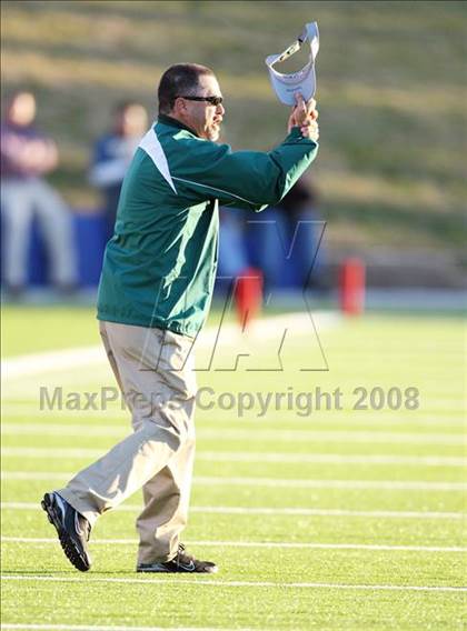 Thumbnail 3 in Hightower vs. Pearland (Texas 5A D1 Quarterfinal) photogallery.