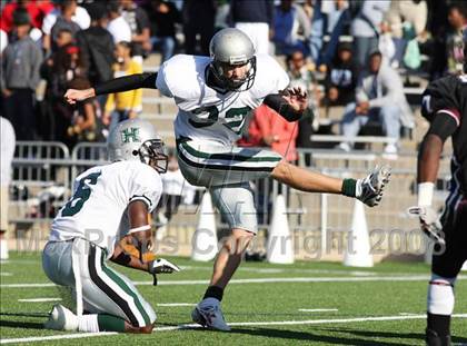 Thumbnail 1 in Hightower vs. Pearland (Texas 5A D1 Quarterfinal) photogallery.