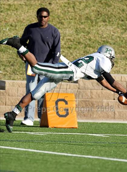 Thumbnail 3 in Hightower vs. Pearland (Texas 5A D1 Quarterfinal) photogallery.