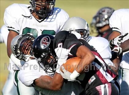 Thumbnail 2 in Hightower vs. Pearland (Texas 5A D1 Quarterfinal) photogallery.