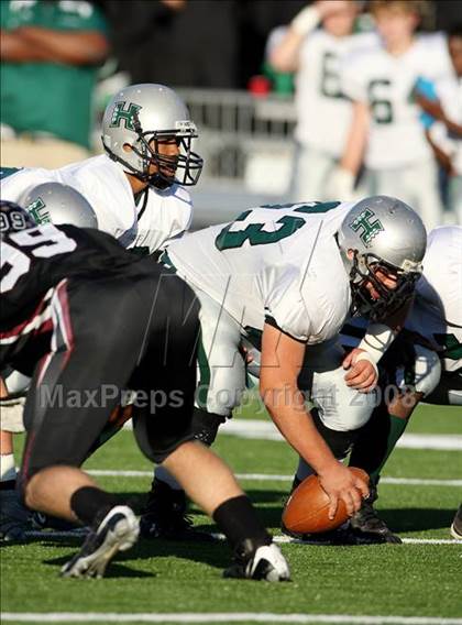 Thumbnail 3 in Hightower vs. Pearland (Texas 5A D1 Quarterfinal) photogallery.