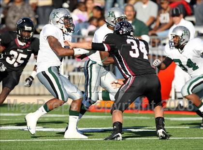 Thumbnail 2 in Hightower vs. Pearland (Texas 5A D1 Quarterfinal) photogallery.