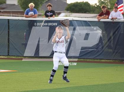 Thumbnail 2 in Sachse vs Rockwall (UIL 6A D1 Bi-District) photogallery.