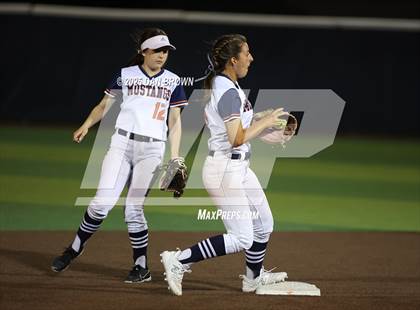 Thumbnail 2 in Sachse vs Rockwall (UIL 6A D1 Bi-District) photogallery.