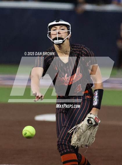 Thumbnail 1 in Sachse vs Rockwall (UIL 6A D1 Bi-District) photogallery.