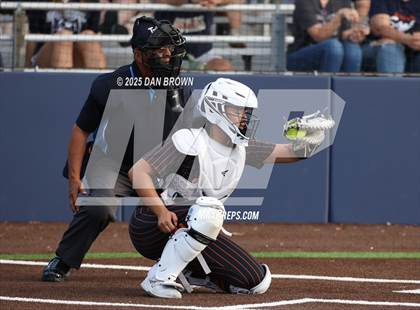 Thumbnail 1 in Sachse vs Rockwall (UIL 6A D1 Bi-District) photogallery.