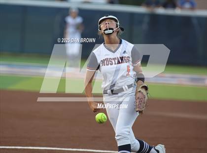 Thumbnail 3 in Sachse vs Rockwall (UIL 6A D1 Bi-District) photogallery.