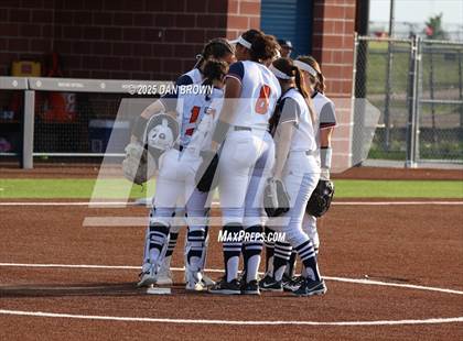 Thumbnail 1 in Sachse vs Rockwall (UIL 6A D1 Bi-District) photogallery.