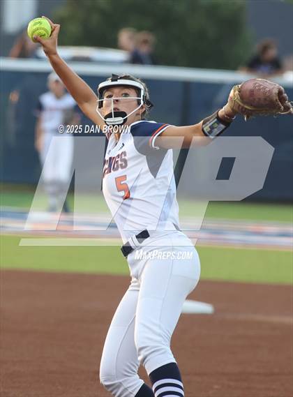 Thumbnail 1 in Sachse vs Rockwall (UIL 6A D1 Bi-District) photogallery.