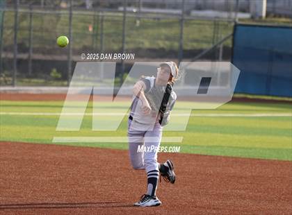 Thumbnail 2 in Sachse vs Rockwall (UIL 6A D1 Bi-District) photogallery.
