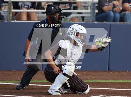 Thumbnail 3 in Sachse vs Rockwall (UIL 6A D1 Bi-District) photogallery.