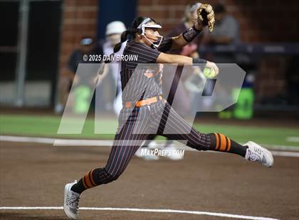 Thumbnail 1 in Sachse vs Rockwall (UIL 6A D1 Bi-District) photogallery.