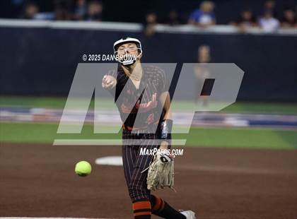 Thumbnail 2 in Sachse vs Rockwall (UIL 6A D1 Bi-District) photogallery.