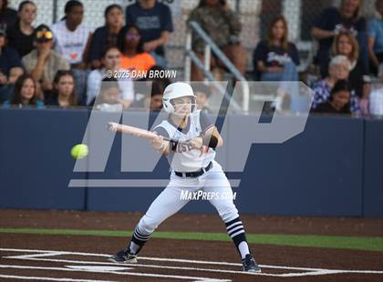 Thumbnail 3 in Sachse vs Rockwall (UIL 6A D1 Bi-District) photogallery.