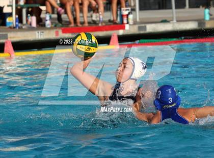 Thumbnail 3 in Clovis vs Leland (Saint Francis Invitational) photogallery.