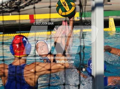 Thumbnail 3 in Clovis vs Leland (Saint Francis Invitational) photogallery.