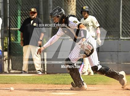 Thumbnail 2 in Kennedy vs San Pedro (73rd Annual Lion's Tournament) photogallery.