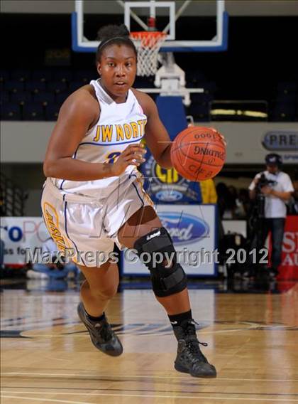 Thumbnail 3 in JW North vs. Lynwood (CIF SS D2AA Final) photogallery.