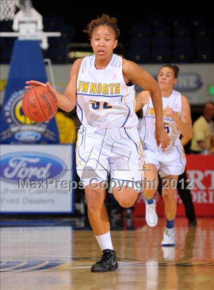 Thumbnail 3 in JW North vs. Lynwood (CIF SS D2AA Final) photogallery.