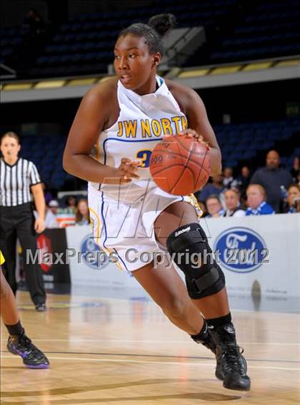 Thumbnail 3 in JW North vs. Lynwood (CIF SS D2AA Final) photogallery.