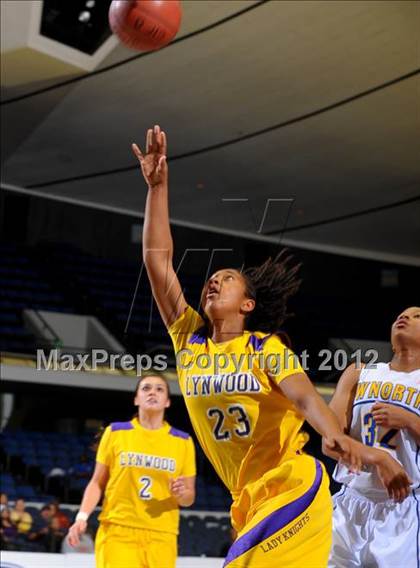 Thumbnail 1 in JW North vs. Lynwood (CIF SS D2AA Final) photogallery.